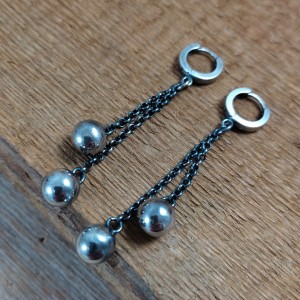 Kolczyki - kule na łańcuszku