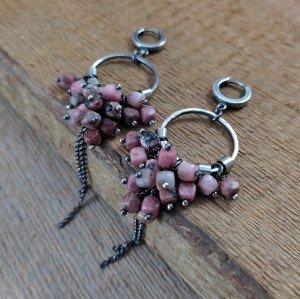 Kolczyki - rodonit na kole