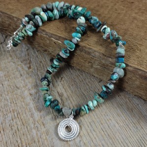 CHRYZOKOLA W NASZYJNIKU