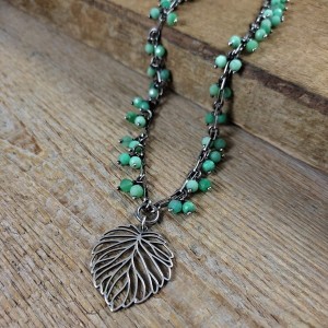 Naszyjnik - liść z chryzoprazem