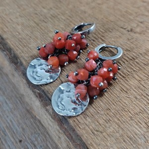 Kolczyki - sześciany karneolu