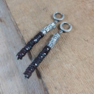 Kolczyki -surowe z granatem